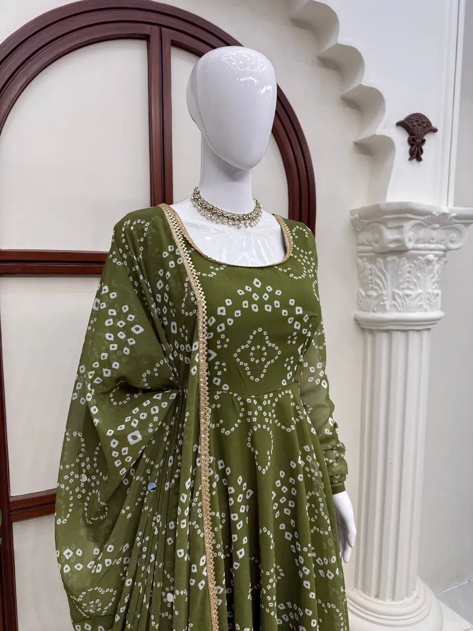 olive green mirror dupatta