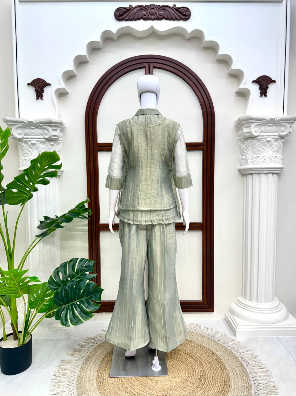 Women Green Ethnic Set