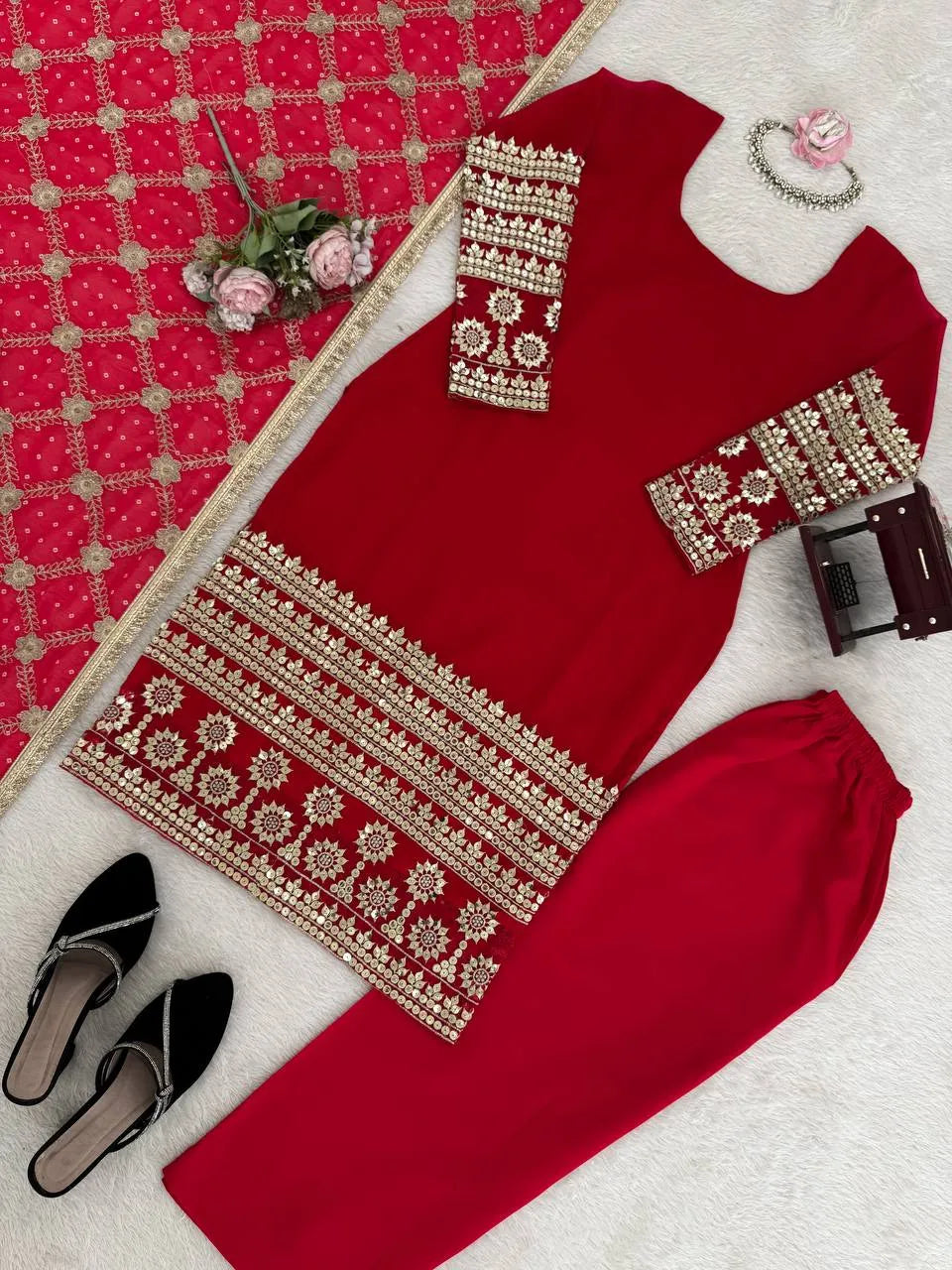 red printed dupatta set